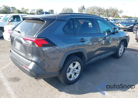 2021 Toyota Rav4 Xle из США, поврежденный, VIN 2T3W1RFV3MW118415